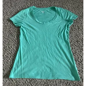 Mossimo Denim Mossimo Supply‎ Co Women's Green Short Sleeve Tee Size Medium thumbnail 4