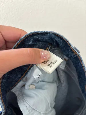 Reformation straight leg jeans in Huntington thumbnail 3