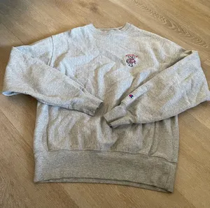 WI Badgers Crew Neck Gray thumbnail 1