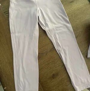 Strawberry milkshake lululemon leggings Size 10 28” thumbnail 1