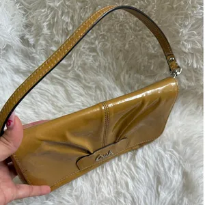 y2k COACH Patent Leather Wristlet Mini Purse thumbnail 7