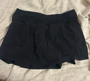 Black Lululemon Skirt  thumbnail 1