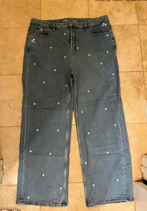 Old Navy Jeans Flower thumbnail 1