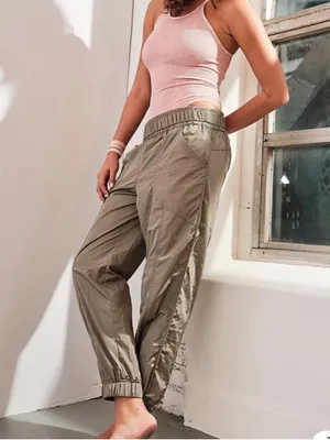 Free People Movement On the Way Home Herbalicious Green Elastic Joggers Size XS thumbnail 11