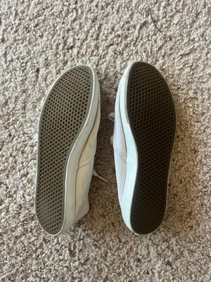 White Vans Women’s thumbnail 2