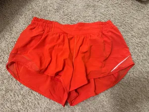 Lululemon 2.5" Hotty Hot Shorts thumbnail 1