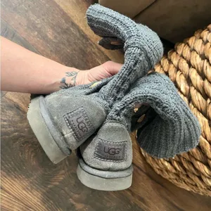 UGG Australia Leland Women's U.S Size 8 Gray Knit Tall or Fold Over Anke Boots thumbnail 4