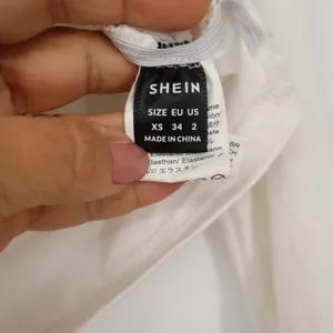 SHEIN Womens Off White V-Neck Ruched Long Sleeve Crop Top Size XS thumbnail 2