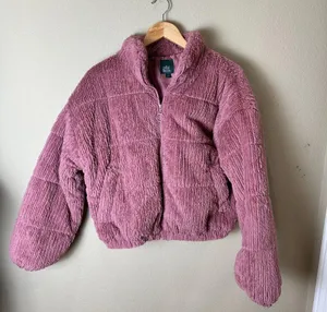 WILD FABLE Rose Pink Faux Fur Quilted Cropped Puffer Jacket Size Medium thumbnail 2