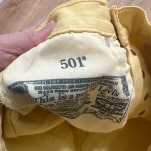 Levi's | NWT Women's 501 Yellow High Rise Frayed Raw Hem‎ Denim Shorts, Size 24 thumbnail 8