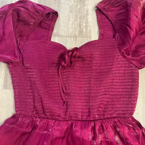 Heart & Heels fuchsia shocked mini dress with a sweetheart neckline size medium thumbnail 10