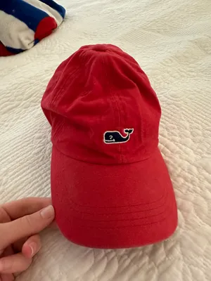 Hat thumbnail 1
