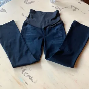 New. Just Black flare maternity jeans. 26P. NWOT thumbnail 4