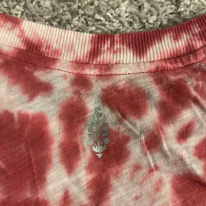 Free People Movement red and white tie dye cropped muscle tank Sz S thumbnail 4
