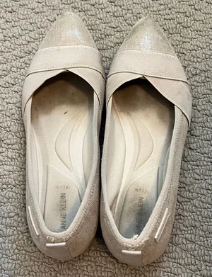 Calvin Klein Women's Light Cream Pointed-Toe Ballet Flats thumbnail 1