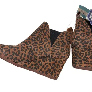 Toms Kelsey Cheetah Print Suede Pull On Chelsea Boots 9‎ Animal thumbnail 4