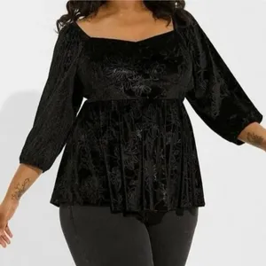 Torrid Size 2X Black Velvet Peplum Babydoll Top Smocked Floral Goth Whimsygoth thumbnail 1