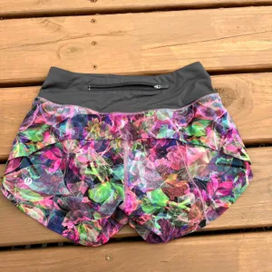 Lululemon Shorts Speed Up Short Multi-Color Floral Mid Rise Brief Lined Size 0 thumbnail 2