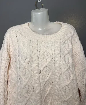 POL Sweater Womens Medium White Cable Knit Crew Neck Heavyweight Pullover Cozy thumbnail 1
