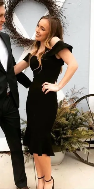 Emerald Sundae Black Dress thumbnail 1