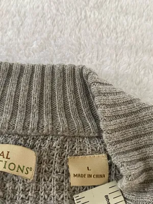 Women’s sweater gray size large natural reflections. SKU 2122 thumbnail 3
