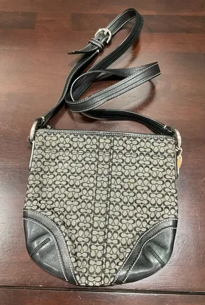 Vintage Coach‎ Canvas And Leather Signature Logo Crossbody Bag thumbnail 1