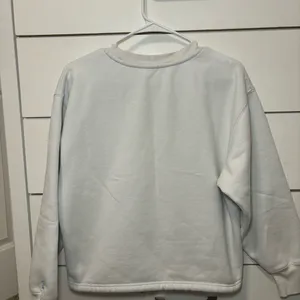 Aritzia TNA Cinch Front Crewneck FLAWED thumbnail 2