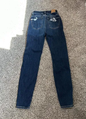 Size 00 thumbnail 2