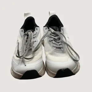 On x Loewe Cloudtilt All White Women Running Shoes US W8 EU 39 Sneaker thumbnail 3