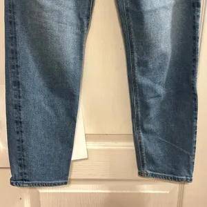American Eagle Outfitters Women Blue Distressed High Rise Straight‎ Jeans Size 2 thumbnail 8