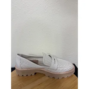 Dolce Vita Loafers 9 Malila Ivory Perforated Leather Lug Sole Penny Shoes thumbnail 8