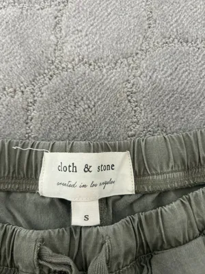 Cloth & Stone Cropped Green Linen Pants thumbnail 2
