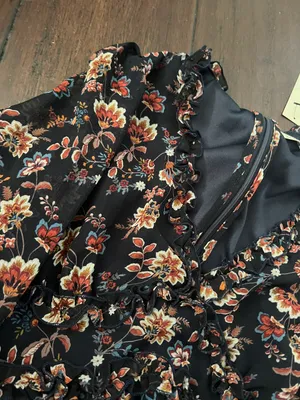Dress thumbnail 2