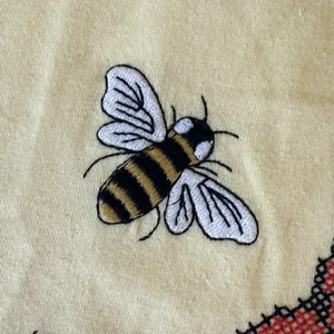 Disney Winnie the Pooh Yellow Cross Stitch‎ Embroidered Bumble Bee T-Shirt XL thumbnail 3