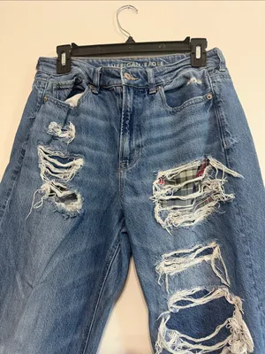 American Eagle Outfitters Ripped Patchwork Straight Mom Jeans thumbnail 5