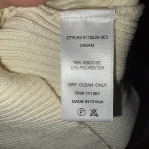 ASTR the Label Cream Ribbed Knit Top‎ V Neck Short Sleeve Fitted Womens Small thumbnail 5