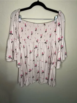 Free People Lana Off Shoulder Pink Berry Floral Smocked Babydoll Boho Top thumbnail 7