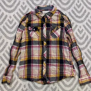 Arizona Jeans Women’s Plaid Button Up Shirt Medium thumbnail 1