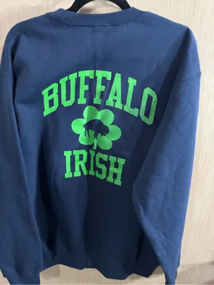 Notre Dame Navy Blue Buffalo Graphic Crewneck Sweatshirt Size Large NWT thumbnail 5