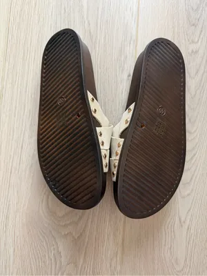 Pretty Little Thing Crisscross Stud Slide Chunky Sandals thumbnail 4