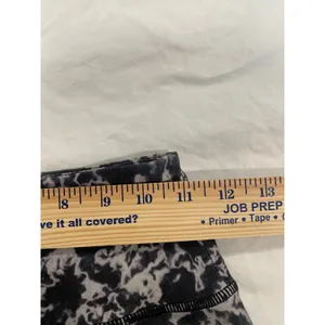 Gymshark Kaleidoscope Marble Tie Dye Oil Slick Leggings, Size Small thumbnail 6