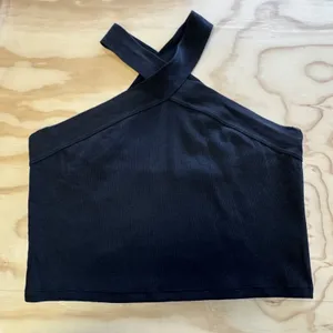 Oak + Fort Refined Black Ribbed Knit Criss Cross Halter Top KT-8430-W Lg Stretch thumbnail 1