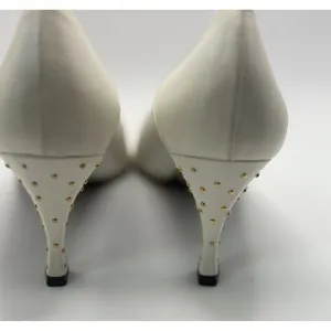 Stuart Weitzman Off White Leather Studded Pointed Toe Pumps Heels Size 7.5 thumbnail 7