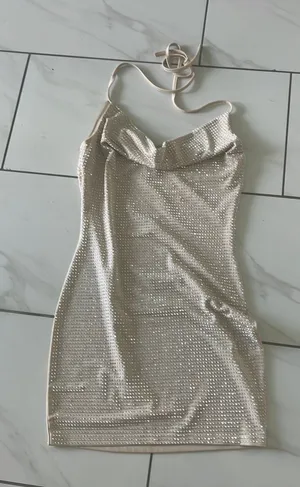 ThirtyOne Boutique Sparkling halter dress thumbnail 1