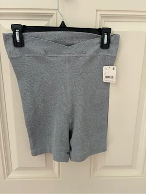 FP Movement Free Throw Shorts in Heather Grey Size Large NWT thumbnail 3