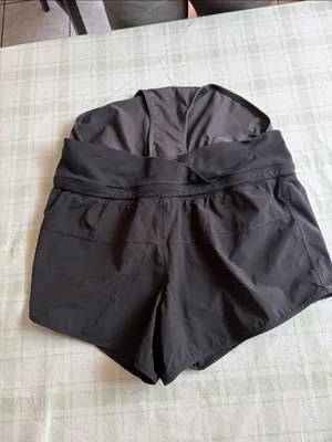 Lululemon Black Women's Athletic Shorts - Stretch Performance thumbnail 6