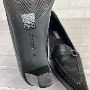 ECCO Loafer Pumps Women 7.5 38 Black Leather Pointed Toe Block Heel Strap Office thumbnail 12