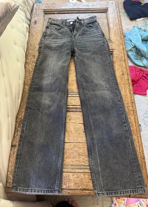 Black Zara straight leg jeans thumbnail 1