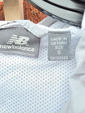 New Balance | Grey and White Windbreaker Hooded Jacket Size S thumbnail 10