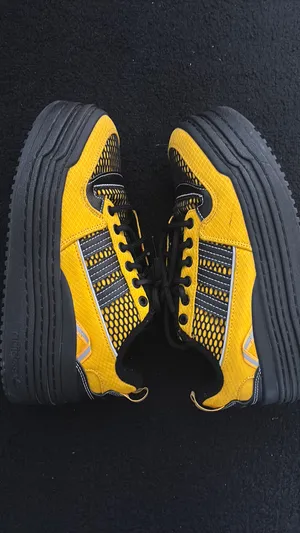 Adidas Sneakers thumbnail 3